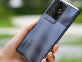 真我Realme GT6怎么设置白名单？