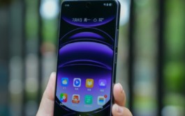真我Realme GT6如何调整屏幕刷新率？