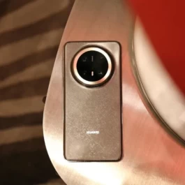 华为目前“值得捡漏”的手机，16GB+512GB直降2750元，价格大跳水