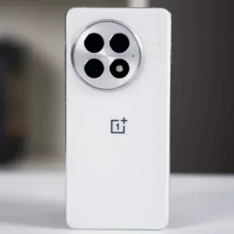 一加13价格断崖式下滑，双11直接打骨折，这波闭眼买不亏