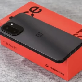 一加也开始妥协，6.83英寸+骁龙8Gen5+8300mAh，旗舰新机“重回低价”