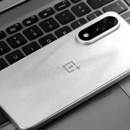 16GB+1TB不到3000元，目前“值得捡漏”的3款顶配手机
