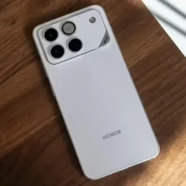 从iPhone 15换到荣耀WIN，已经一个月了，有些话真的不吐不快