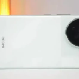 换手机就选降价的，价格“雪崩”的3款骁龙8Gen3手机，双11可以重点考虑