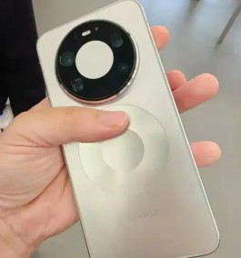 Mate80 Pro Max直降1500元，三款热门旗舰横向对比，抄底别踩坑